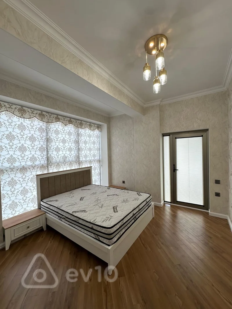 Kirayə verilir 3 otaqlı yeni tikili 140 m² — Bakı, Nəsimi 3 otaq 140.00 m²