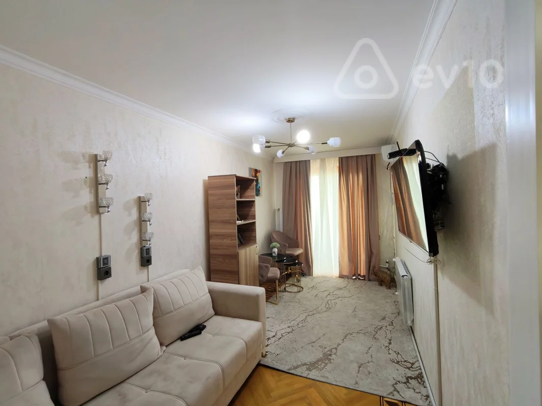 Kirayə verilir 2 otaqlı köhnə tikili 60 m² — Bakı, Səbail 2 otaq 60.00 m²
