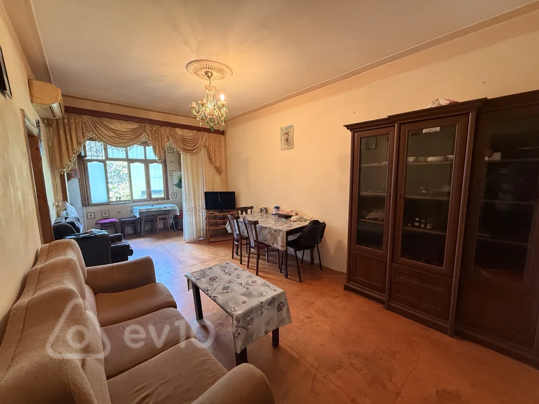 Kirayə verilir 3 otaqlı köhnə tikili 80 m² — Bakı, Nəsimi 3 otaq 80.00 m²