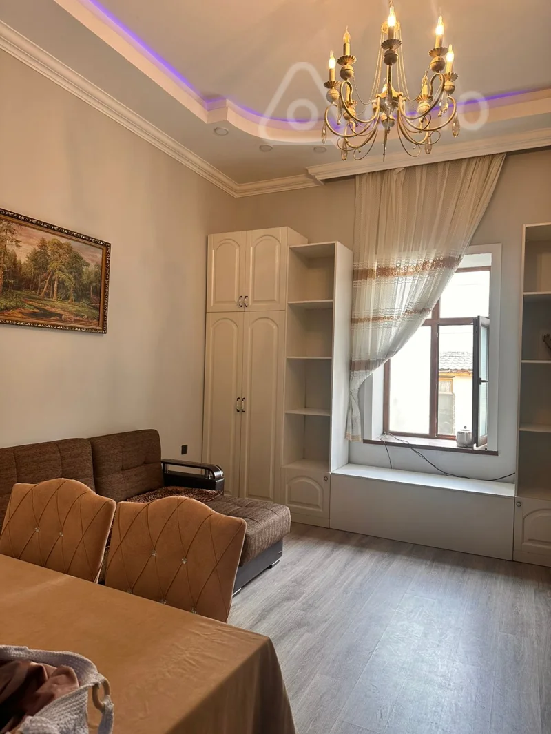 Kirayə verilir 2 otaqlı köhnə tikili 45 m² — Bakı, Abşeron 2 otaq 45.00 m²