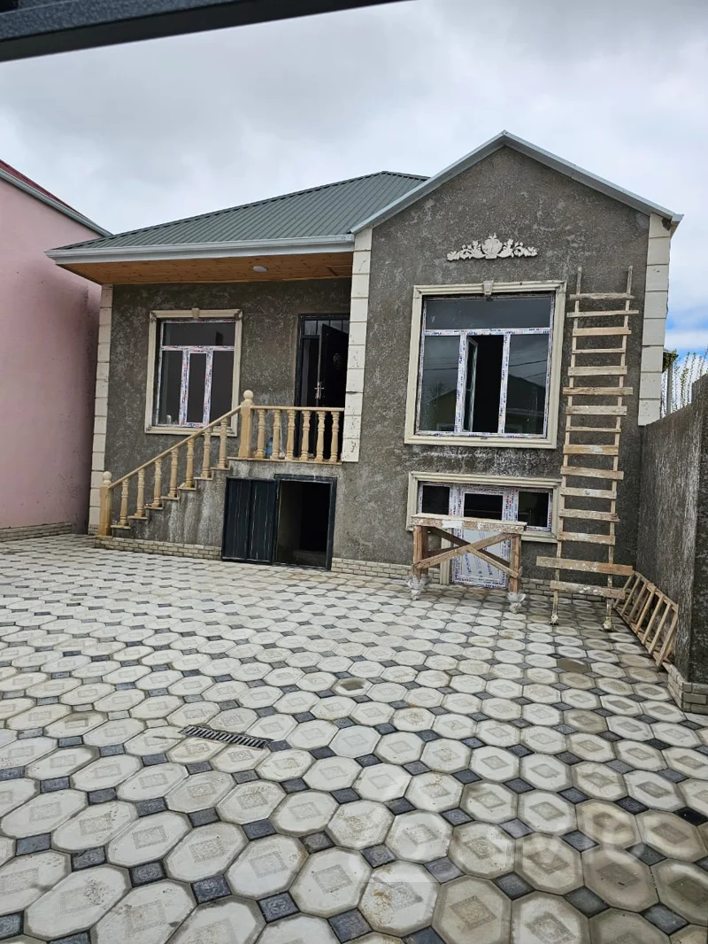 Satılır 4 otaqlı həyət evi 110 m² — Bakı, Binəqədi 4 otaq 110.00 m²