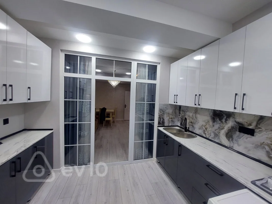 Kirayə verilir 3 otaqlı yeni tikili 90 m² — Bakı, Abşeron 3 otaq 90.00 m²