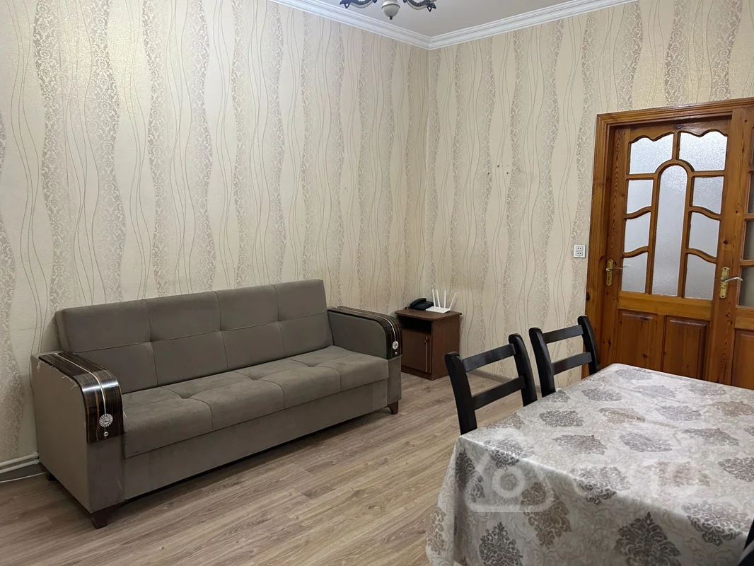 Kirayə verilir 2 otaqlı köhnə tikili 45 m² — Bakı, Nəsimi 2 otaq 45.00 m²