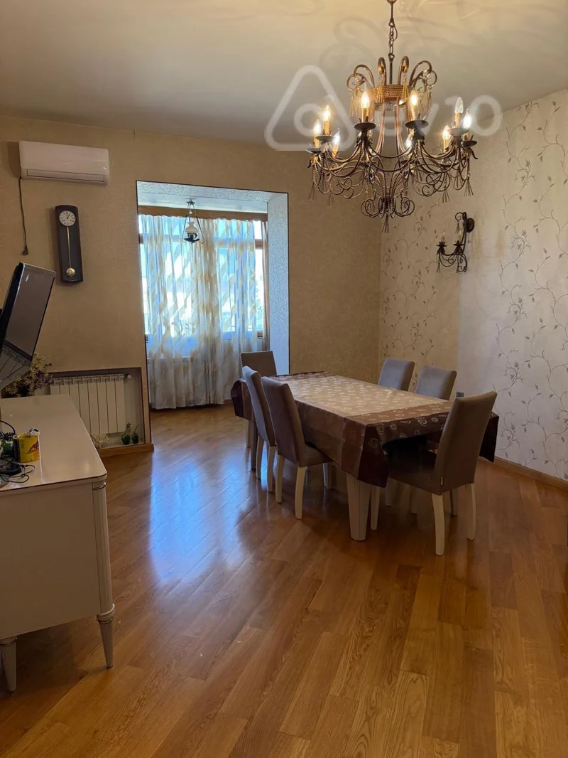 Satılır 3 otaqlı köhnə tikili 85 m² — Bakı, Nərimanov 3 otaq 85.00 m²