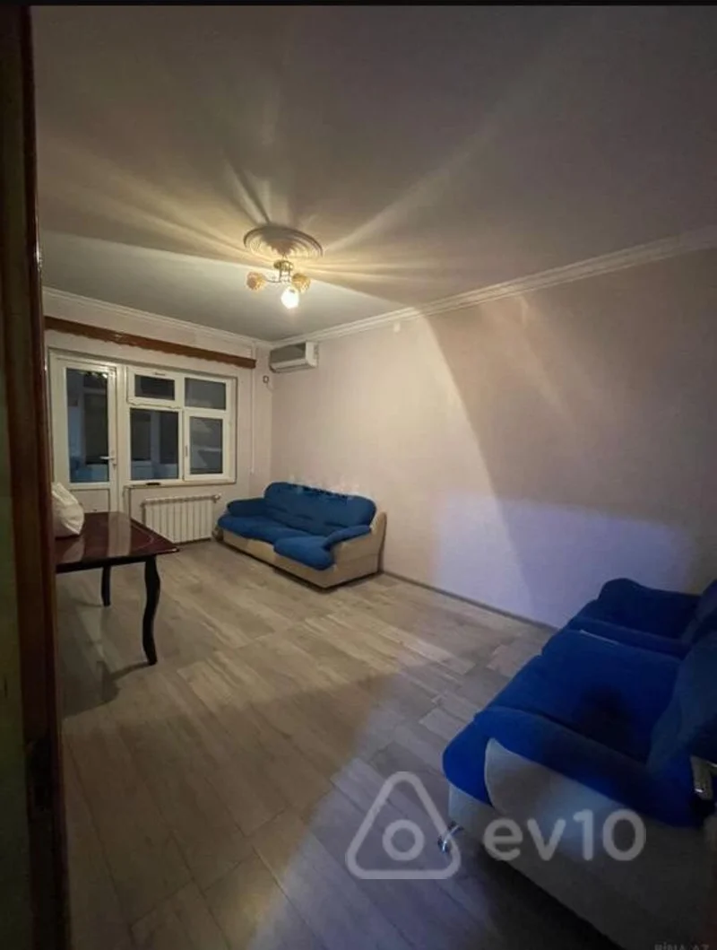 Kirayə verilir 2 otaqlı köhnə tikili 65 m² — Bakı, Binəqədi 2 otaq 65.00 m²