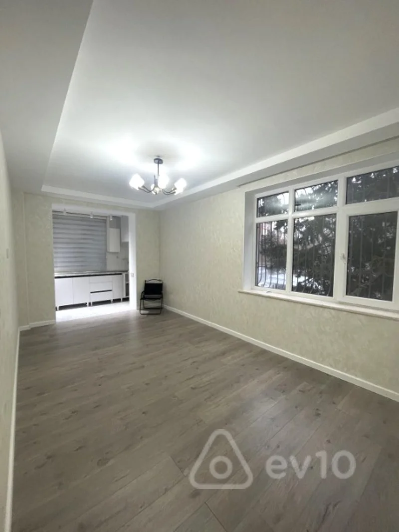 Satılır 2 otaqlı köhnə tikili 50 m² — Bakı, Binəqədi 2 otaq 50.00 m²