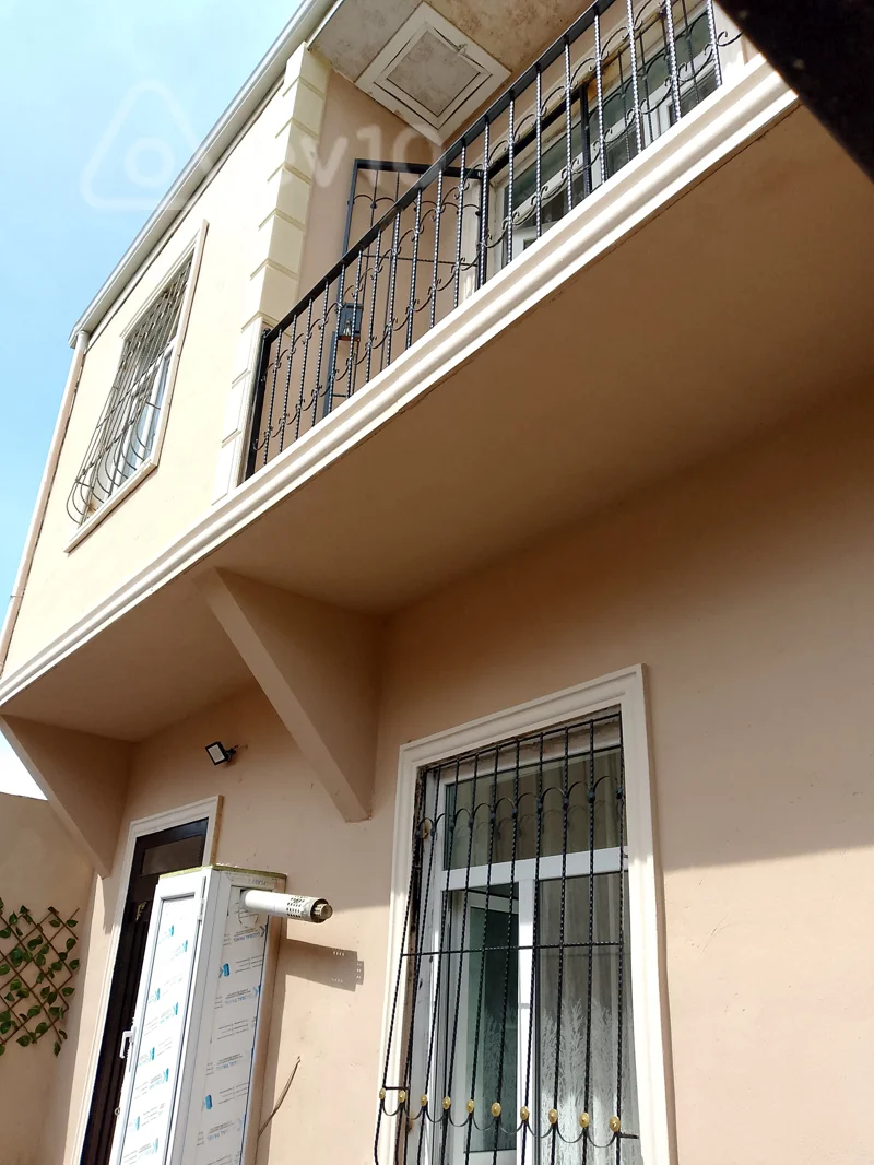 Satılır 4 otaqlı həyət evi 110 m² — Xırdalan 4 otaq 110.00 m²
