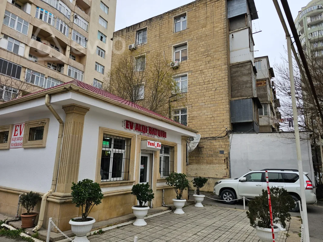 Satılır 3 otaqlı köhnə tikili 70 m² — Bakı, Yasamal 3 otaq 70.00 m²