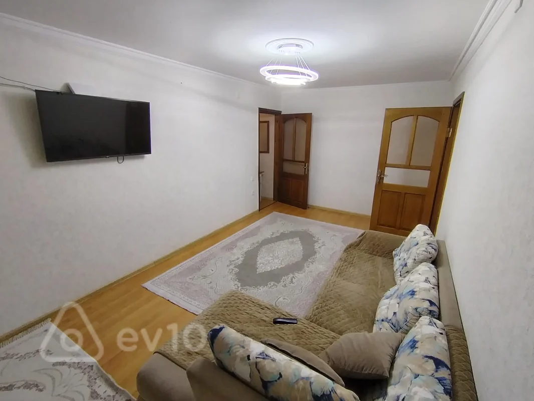 Satılır 2 otaqlı köhnə tikili 50 m² — Bakı, Nizami 2 otaq 50.00 m²