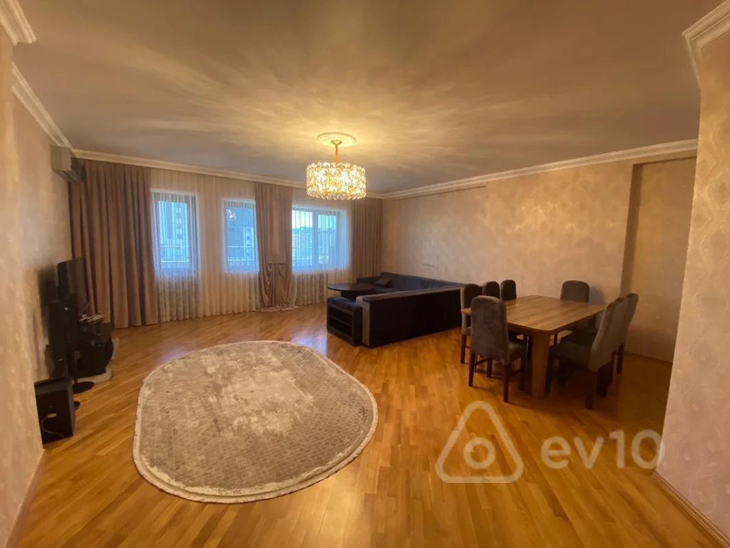 Kirayə verilir 3 otaqlı yeni tikili 161 m² — Bakı, Nərimanov 3 otaq 161.00 m²
