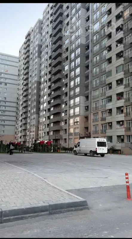 Kirayə verilir 2 otaqlı yeni tikili 58 m²