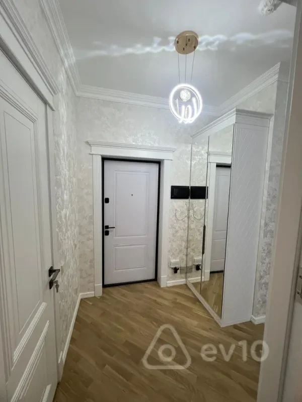 Kirayə verilir 2 otaqlı yeni tikili 55 m²