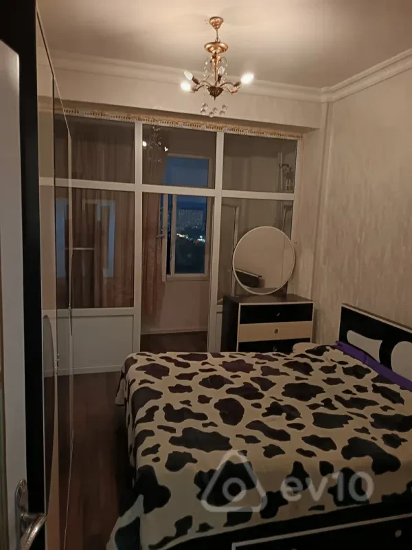 Kirayə verilir 2 otaqlı yeni tikili 60 m²
