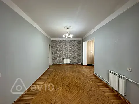 Satılır 1 otaqlı köhnə tikili 45 m² — Bakı, Binəqədi 1 otaq 45.00 m²