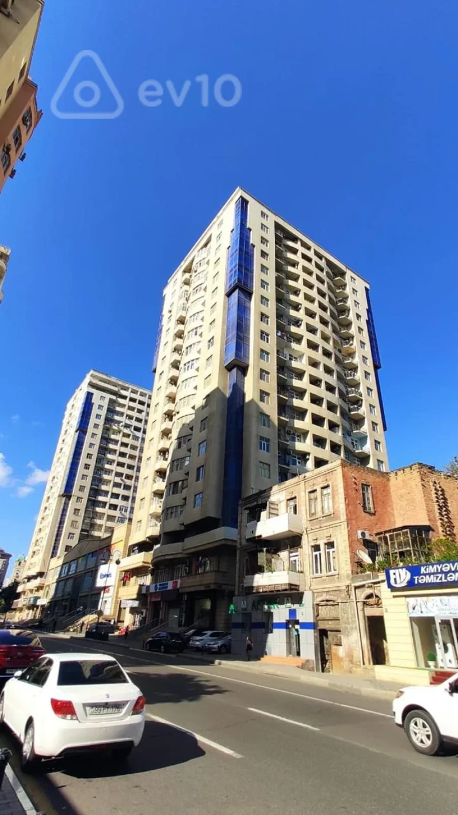 Kirayə verilir 3 otaqlı yeni tikili 188 m²