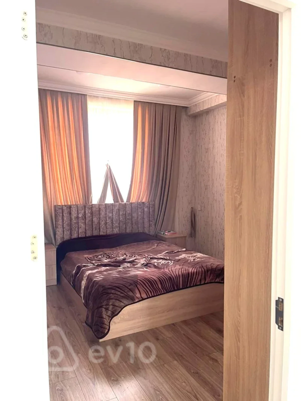 Kirayə verilir 2 otaqlı yeni tikili 65 m²