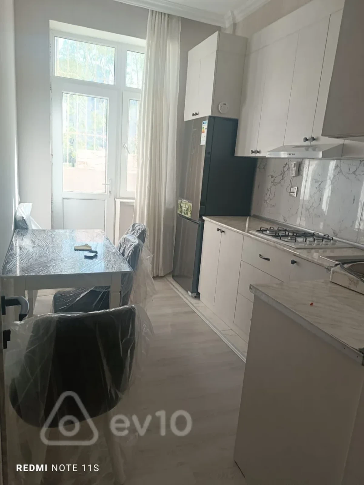 Kirayə verilir 2 otaqlı yeni tikili 63 m²