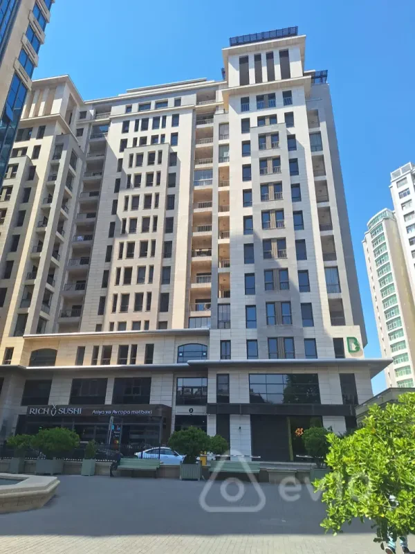 Kirayə verilir 2 otaqlı yeni tikili 80 m²
