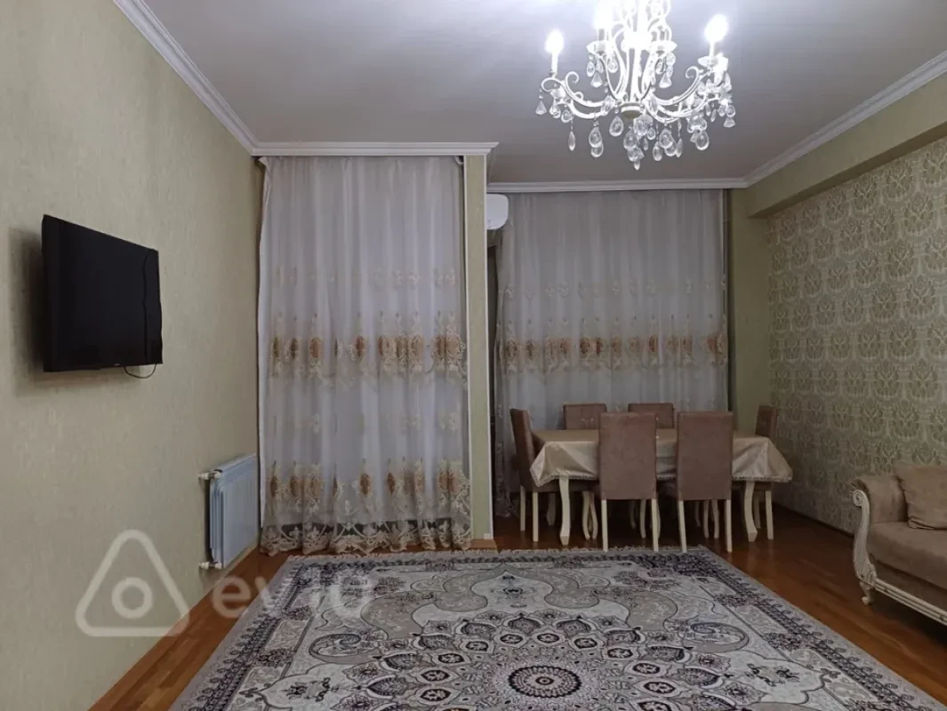 Kirayə verilir 2 otaqlı yeni tikili 45 m²