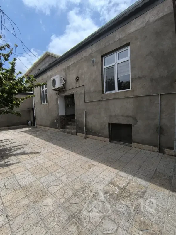 Satılır 3 otaqlı həyət evi 110 m²