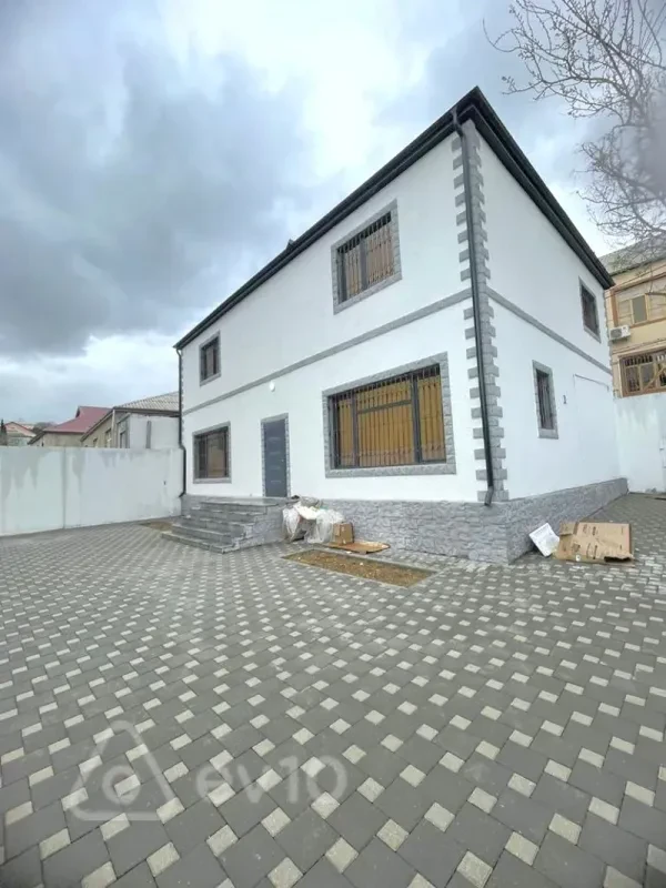 Kirayə verilir 5 otaqlı həyət evi 300 m²