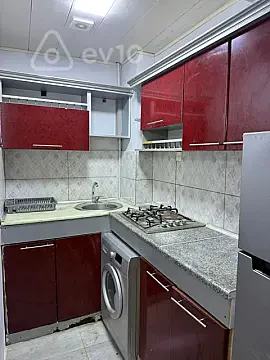 Kirayə verilir 2 otaqlı həyət evi 70 m² — Bakı, Səbail 2 otaq 70.00 m²