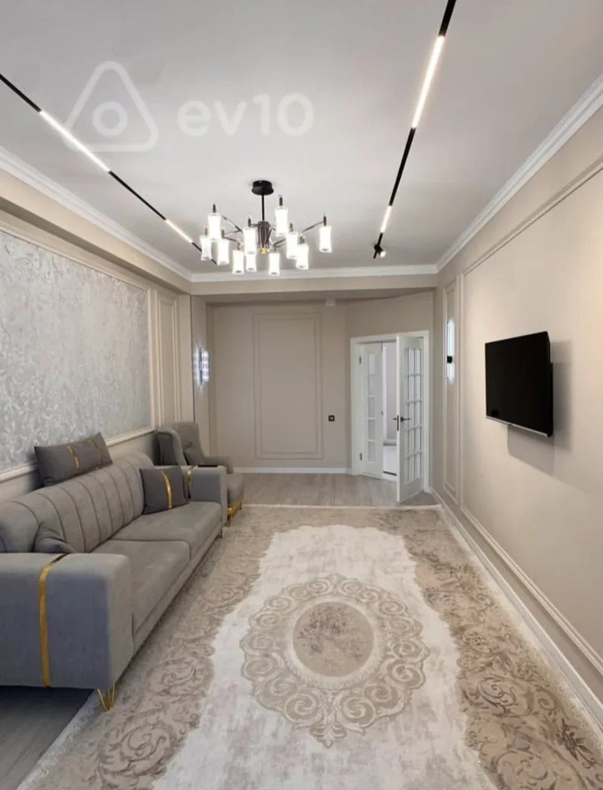 Kirayə verilir 2 otaqlı köhnə tikili 58 m²