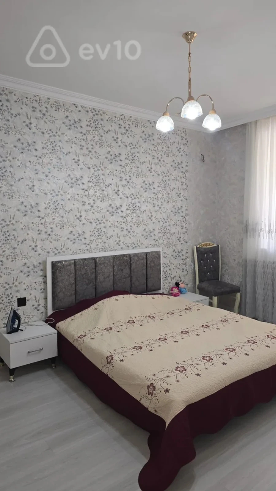 Kirayə verilir 2 otaqlı köhnə tikili 55 m²
