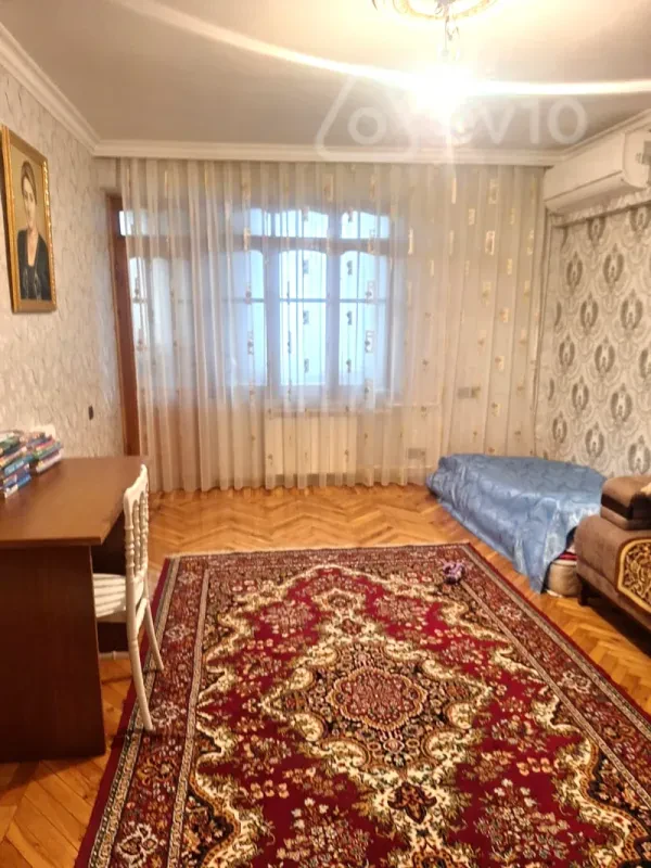 Satılır 3 otaqlı köhnə tikili 75 m²