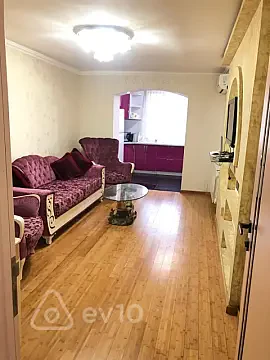 Kirayə verilir 2 otaqlı köhnə tikili 70 m² — Bakı, Səbail 2 otaq 70.00 m²