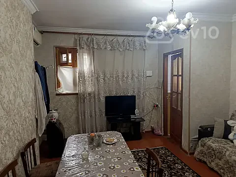 Kirayə verilir 2 otaqlı həyət evi 50 m² — Bakı, Nəsimi 2 otaq 50.00 m²