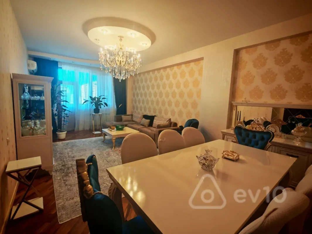 Satılır 2 otaqlı yeni tikili 100 m²