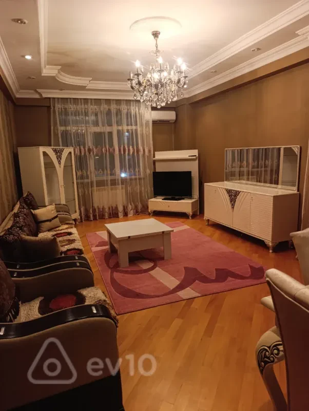 Kirayə verilir 2 otaqlı yeni tikili 100 m²