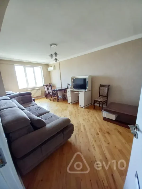 Satılır 3 otaqlı yeni tikili 85 m²