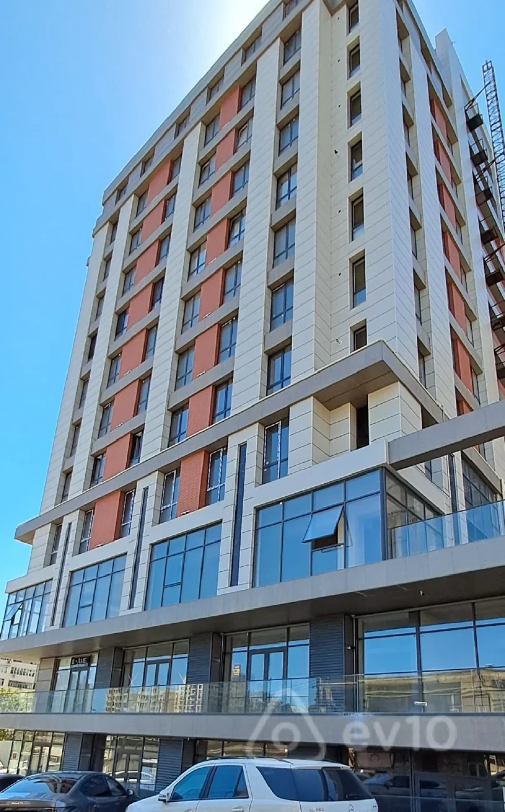 Kirayə verilir mənzil 120 m²