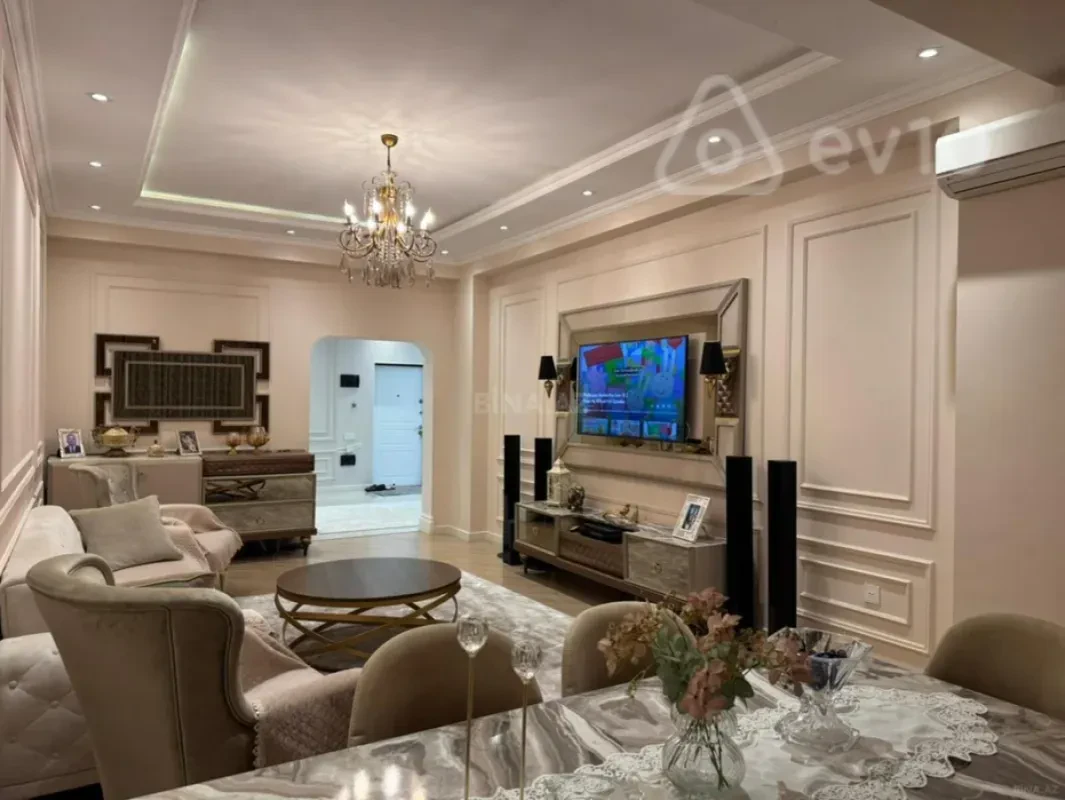 Kirayə verilir 2 otaqlı yeni tikili 110 m²