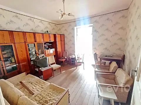Satılır 2 otaqlı köhnə tikili 50.3 m² — Gəncə 2 otaq 50.30 m²