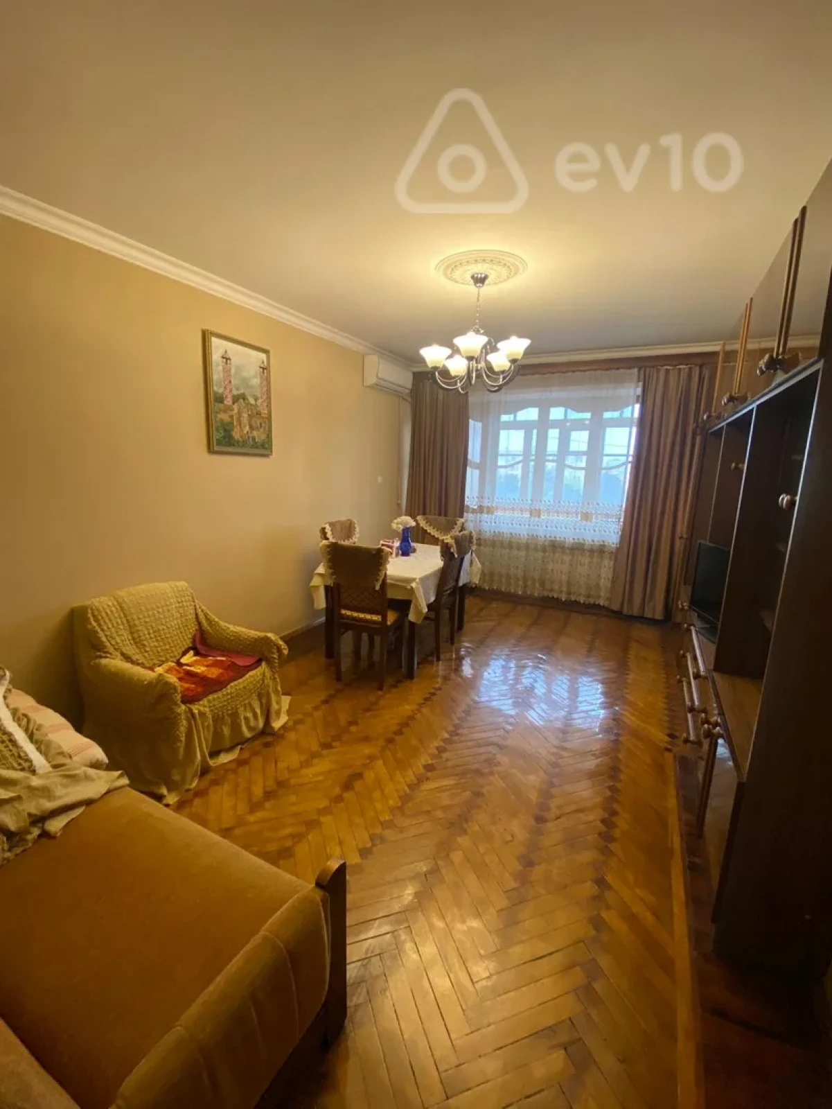 Kirayə verilir 3 otaqlı köhnə tikili 80 m²