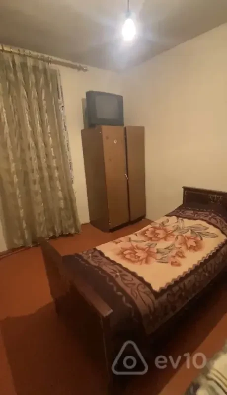 Kirayə verilir 2 otaqlı həyət evi 35 m²