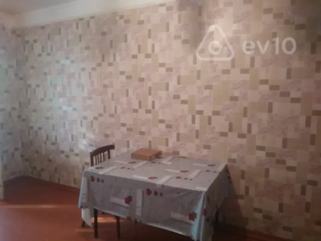 Kirayə verilir 1 otaqlı köhnə tikili 30 m²