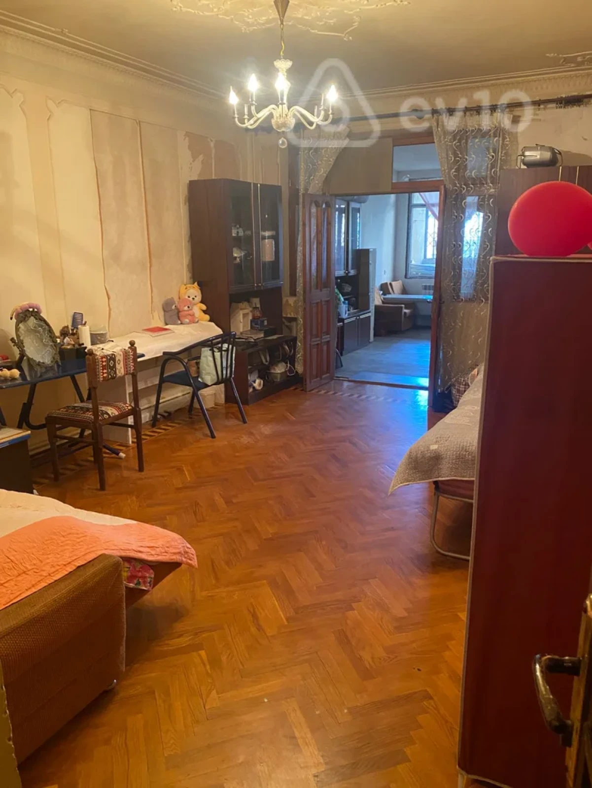 Satılır 3 otaqlı köhnə tikili 110 m²