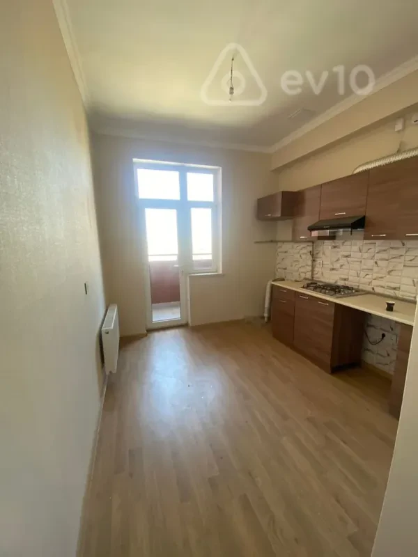 Kirayə verilir 2 otaqlı yeni tikili 70 m²