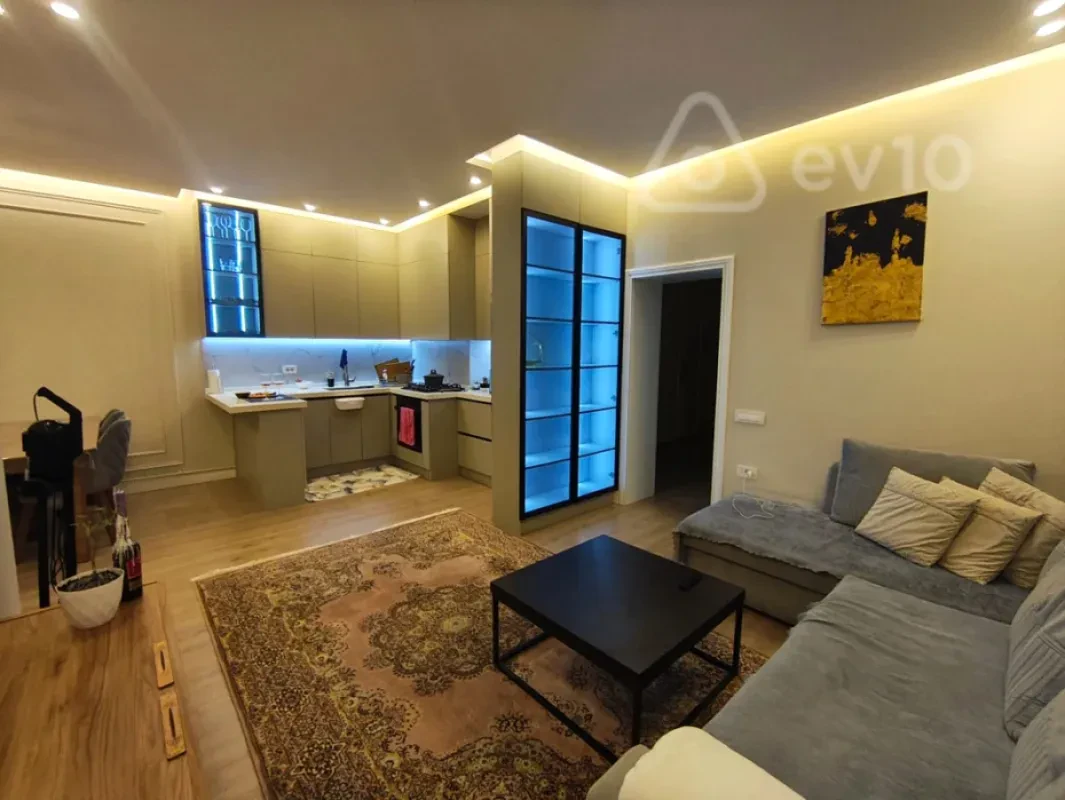 Satılır 2 otaqlı yeni tikili 68 m²