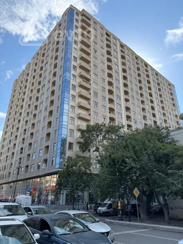 Kirayə verilir 2 otaqlı yeni tikili 80 m²