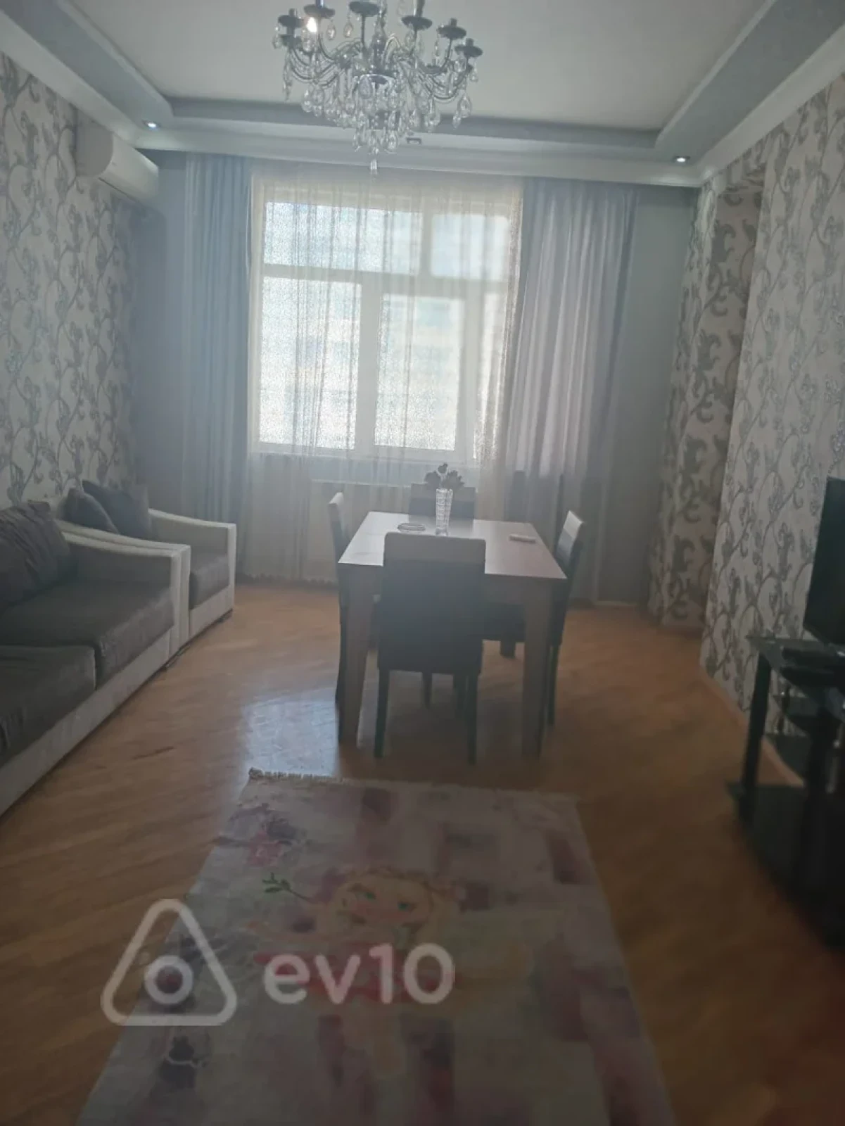 Satılır 3 otaqlı yeni tikili 90 m²