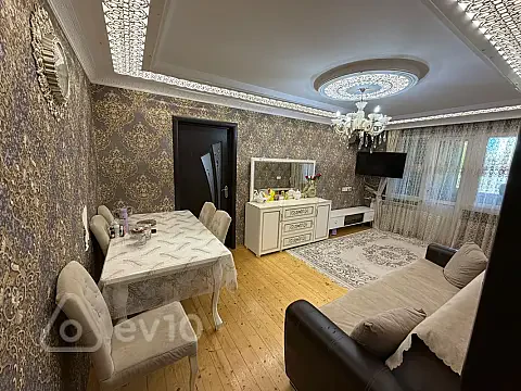 Satılır 2 otaqlı köhnə tikili 50 m² — Bakı, Nizami 2 otaq 50.00 m²