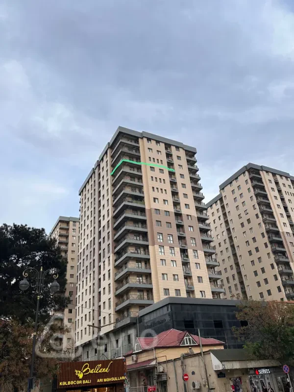 Satılır 3 otaqlı yeni tikili 158 m²