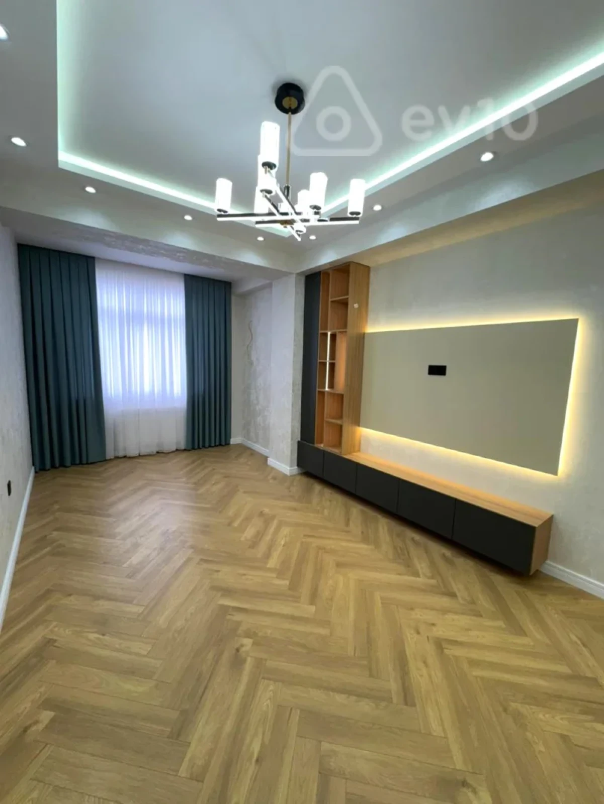 Satılır 3 otaqlı yeni tikili 88 m²