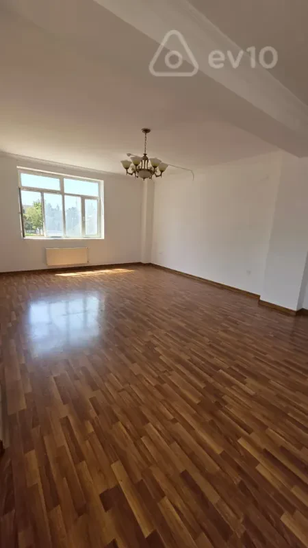 Satılır 3 otaqlı yeni tikili 149 m²