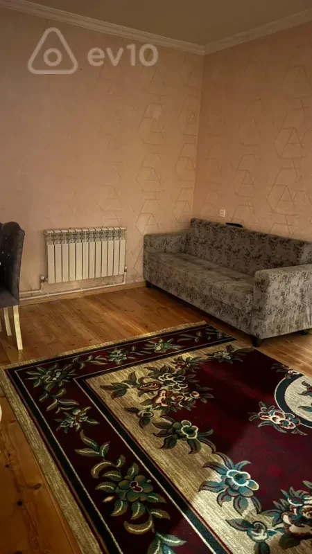 Kirayə verilir 2 otaqlı həyət evi 45 m²